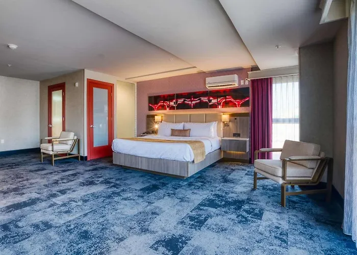 Best Western Premier Noho Inn